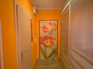 Pronájem bytu 2+kk, Praha - Troja, Krynická, 50 m2