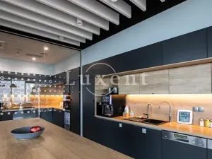 Pronájem kanceláře, Praha - Michle, Jihlavská, 902 m2