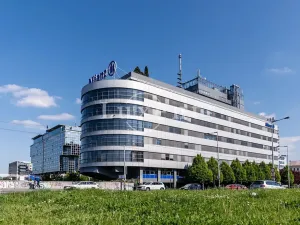 Pronájem kanceláře, Praha - Karlín, Ke Štvanici, 1080 m2