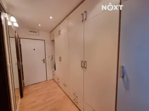 Prodej bytu 3+kk, Lišov, Čechova, 66 m2