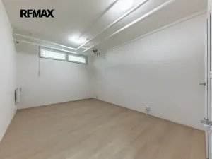 Prodej bytu 1+kk, Praha - Střížkov, Děčínská, 23 m2