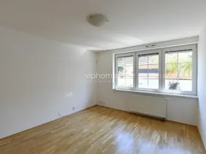 Pronájem vily, Průhonice, Pod Valem, 400 m2