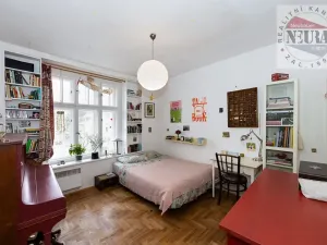 Prodej rodinného domu, Dobříš, Mírové náměstí, 451 m2