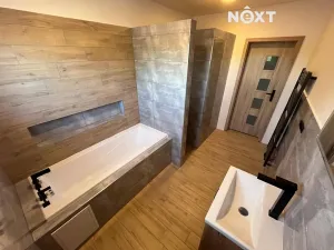 Prodej rodinného domu, Holedeč, 258 m2