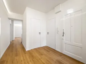 Prodej bytu 3+kk, Praha - Holešovice, Řezáčovo náměstí, 95 m2