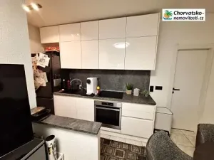 Prodej bytu 2+kk, Malinska, Chorvatsko, 32 m2