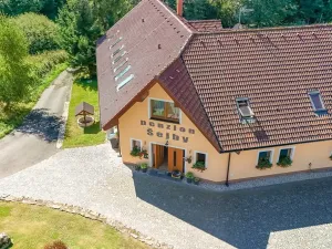 Prodej ubytování, Horní Stropnice, 700 m2