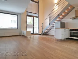 Pronájem bytu 2+kk, Praha - Libeň, U libeňského pivovaru, 56 m2