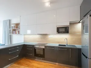 Prodej bytu 3+kk, Praha - Hrdlořezy, Učňovská, 88 m2