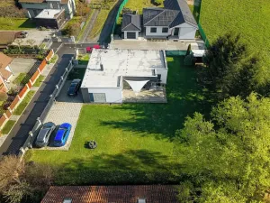 Prodej rodinného domu, Kamenice, Topasová, 130 m2