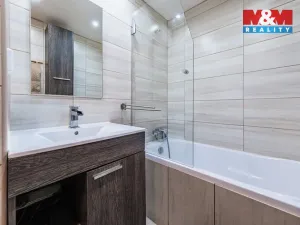 Prodej bytu 2+1, Chomutov, Skalková, 61 m2