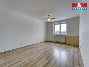 Prodej bytu 3+1, Město Touškov, Partyzánská, 81 m2