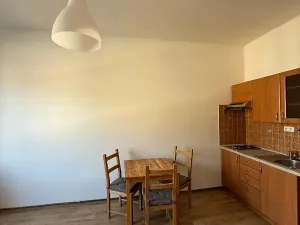 Pronájem bytu 1+kk, Praha - Braník, Ke Krči, 30 m2