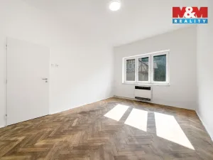 Prodej bytu 3+1, Oloví - Hory, 74 m2