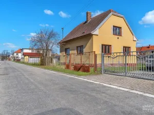 Prodej rodinného domu, Břehy, Nerudova, 123 m2