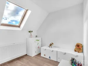 Prodej rodinného domu, Vysoká nad Labem, 280 m2