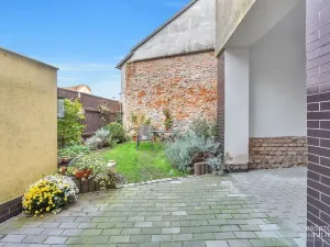 Prodej rodinného domu, Sezemice, Jungmannova, 690 m2