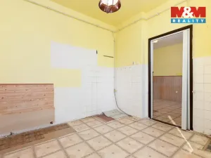 Prodej atypického bytu, Krnov - Pod Bezručovým vrchem, Bezručova, 73 m2