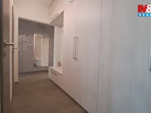 Prodej bytu 2+kk, Veselí nad Moravou, Hutník, 54 m2