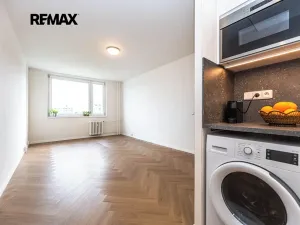 Pronájem bytu 2+kk, Praha - Řepy, Makovského, 45 m2