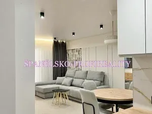 Prodej bytu 3+kk, Torrevieja, Španělsko, Calle Concordia, 85 m2