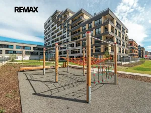 Pronájem bytu 3+kk, Praha - Hloubětín, Poděbradská, 77 m2