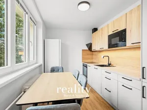 Pronájem bytu 2+1, Jihlava, Vrchlického, 53 m2