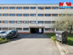 Prodej garážového stání, Zlín, Strážná, 15 m2