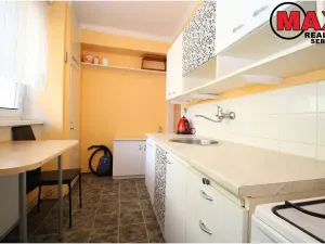 Pronájem bytu 1+1, Praha - Vršovice, K louži, 35 m2