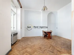 Prodej bytu 2+1, Praha - Smíchov, Štefánikova, 93 m2