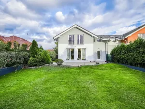 Prodej vily, Bašť, Kostelecká, 145 m2