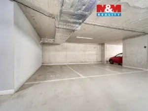 Pronájem garážového stání, Plzeň - Severní Předměstí, Otýlie Beníškové, 15 m2