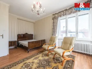 Prodej rodinného domu, Uherské Hradiště, U Stadionu, 300 m2