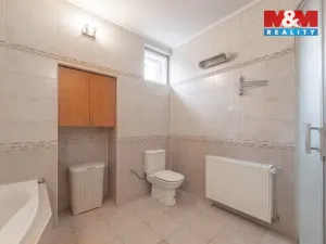 Prodej rodinného domu, Uherské Hradiště, U Stadionu, 300 m2