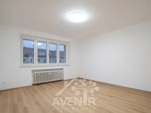 Pronájem bytu 3+1, Zlín, Benešovo nábřeží, 72 m2