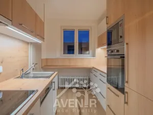 Pronájem bytu 3+1, Zlín, Benešovo nábřeží, 72 m2