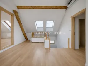 Prodej ubytování, Mělník, Českolipská, 418 m2