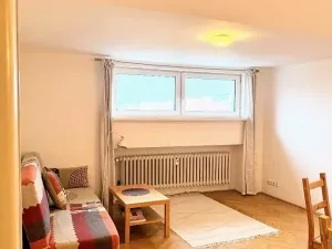 Prodej bytu 2+kk, Praha - Bubeneč, Lotyšská, 38 m2