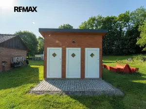 Prodej komerční nemovitosti, Chrášťany, 10917 m2