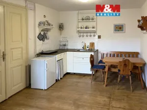 Pronájem bytu 1+1, Leština, 40 m2