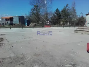 Pronájem komerčního pozemku, Hradec Králové, 1500 m2