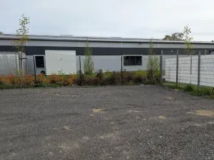 Pronájem komerčního pozemku, Bavoryně, 300 m2