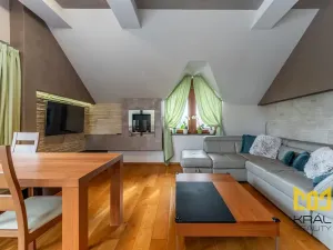 Pronájem bytu 3+kk, Praha - Horní Počernice, Náchodská, 91 m2