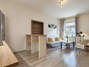 Prodej bytu 2+kk, Písek, Kollárova, 59 m2