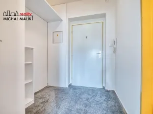 Pronájem bytu 1+kk, Hranice, Zborovská, 32 m2