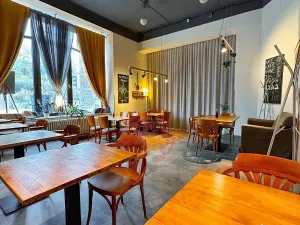 Pronájem restaurace, Praha - Libeň, Sokolovská, 210 m2