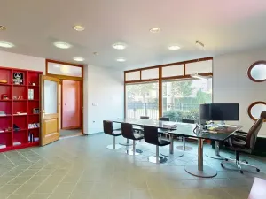 Prodej rodinného domu, Hradec Králové, Petra Jilemnického, 950 m2