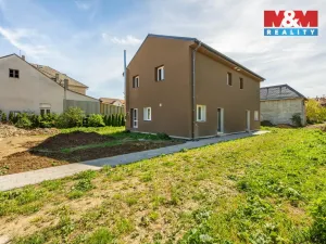 Prodej rodinného domu, Králův Dvůr, Fibichova, 97 m2
