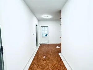 Prodej bytu 4+kk, Karlovy Vary, Zámecký vrch, 177 m2