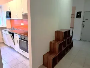 Pronájem bytu 3+1, Praha - Kobylisy, Vršní, 64 m2